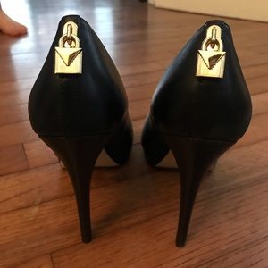 Michael Kors heels - like new!
